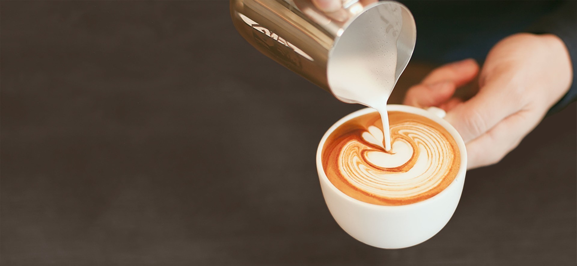 Pro Tips for Latte Art - La Marzocco Home